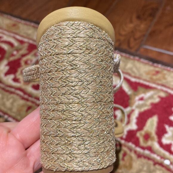 Kaanas Womens 11 slip on Chunky Heel with gold and rope 3.75” heel NWOT - Picture 5 of 5